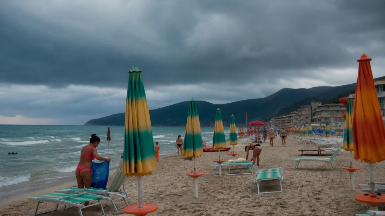 Temporale estivo in spiaggia: cosa fare prima che arrivi davvero